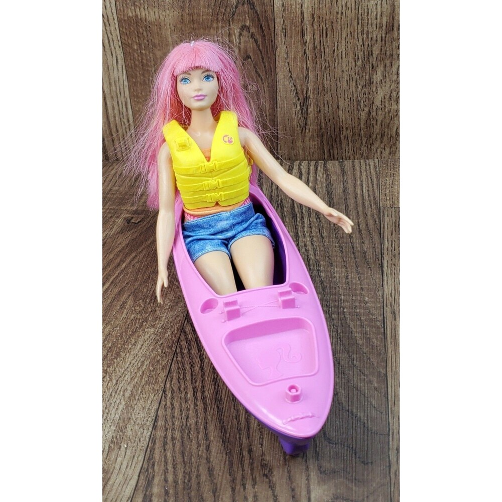 Barbie It Takes Two Daisy Camping Doll with Kayak HDF75
